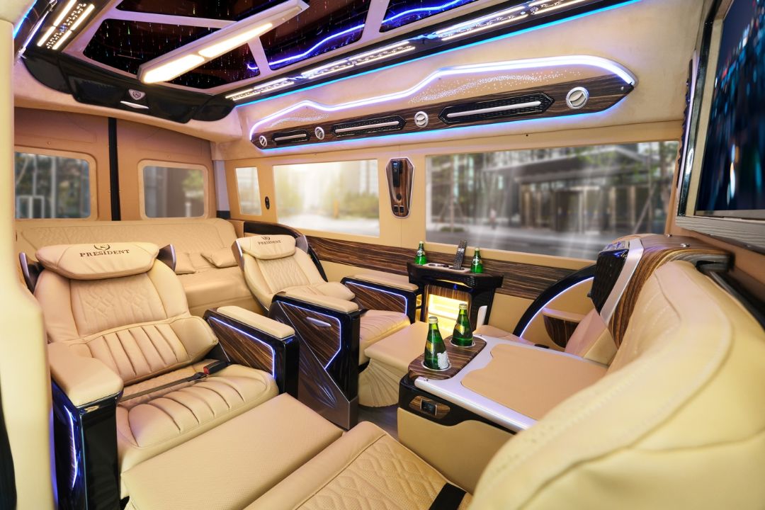 Xe Limousine mang lại không gian riêng tư tuyệt đối