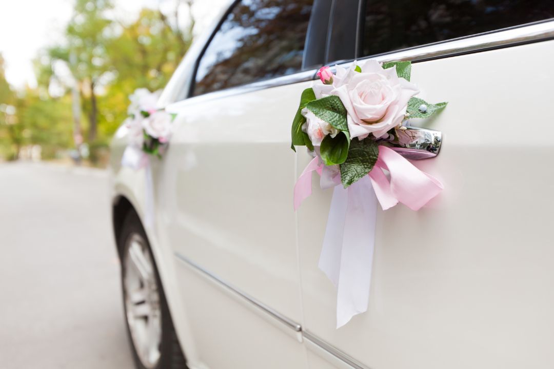 Cung cấp dịch vụ thuê xe Limousine đám cưới với giá cạnh tranh, minh bạch